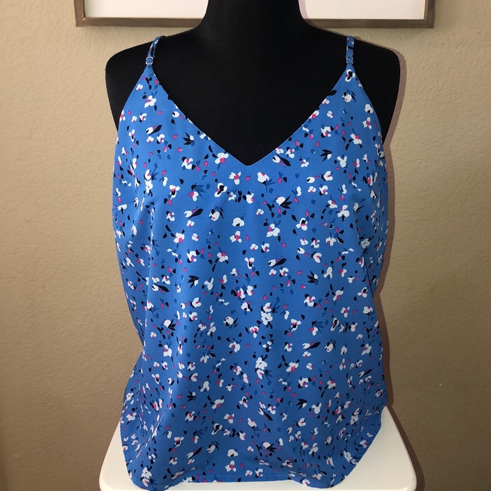 🎉3/$20🎉 A New Day blouse Large